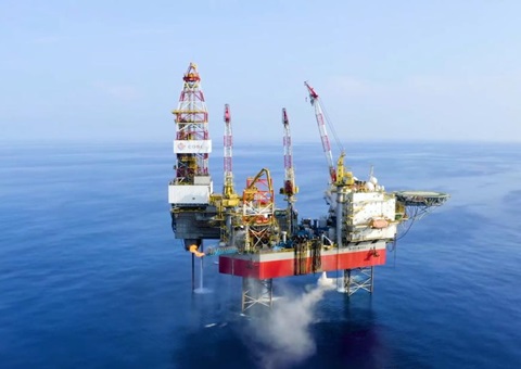 距深圳市约170公里！中国海油勘探发现亿吨级油田